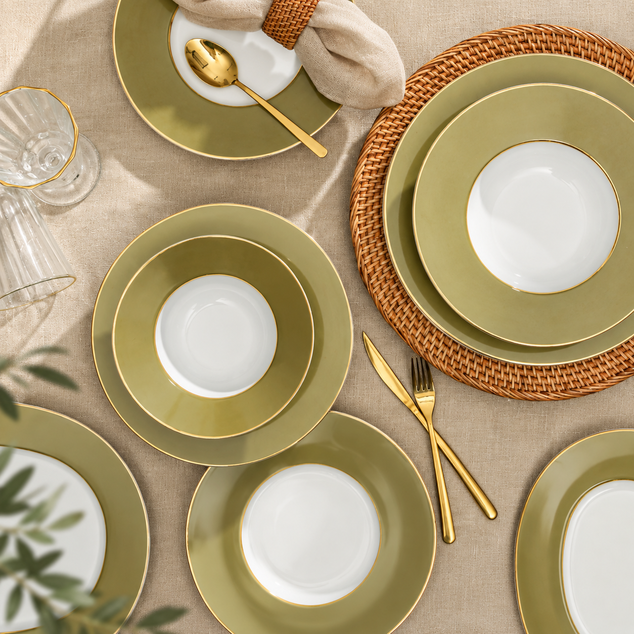 Porland Madeleine Green 27 Piece Meal for 6 People